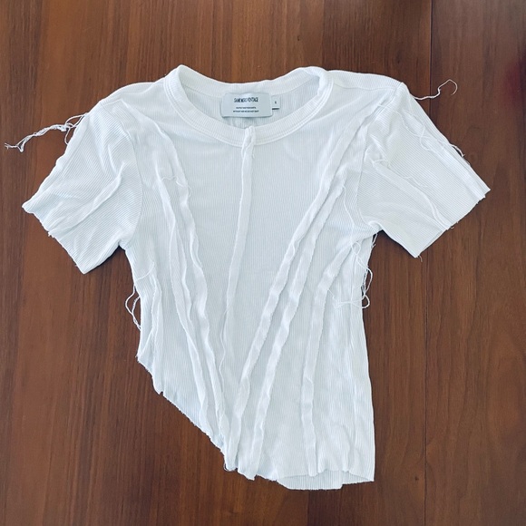 NWOT SAMI MIRO VINTAGE White Asymmetrical Crop T-Shirt - Picture 2 of 7